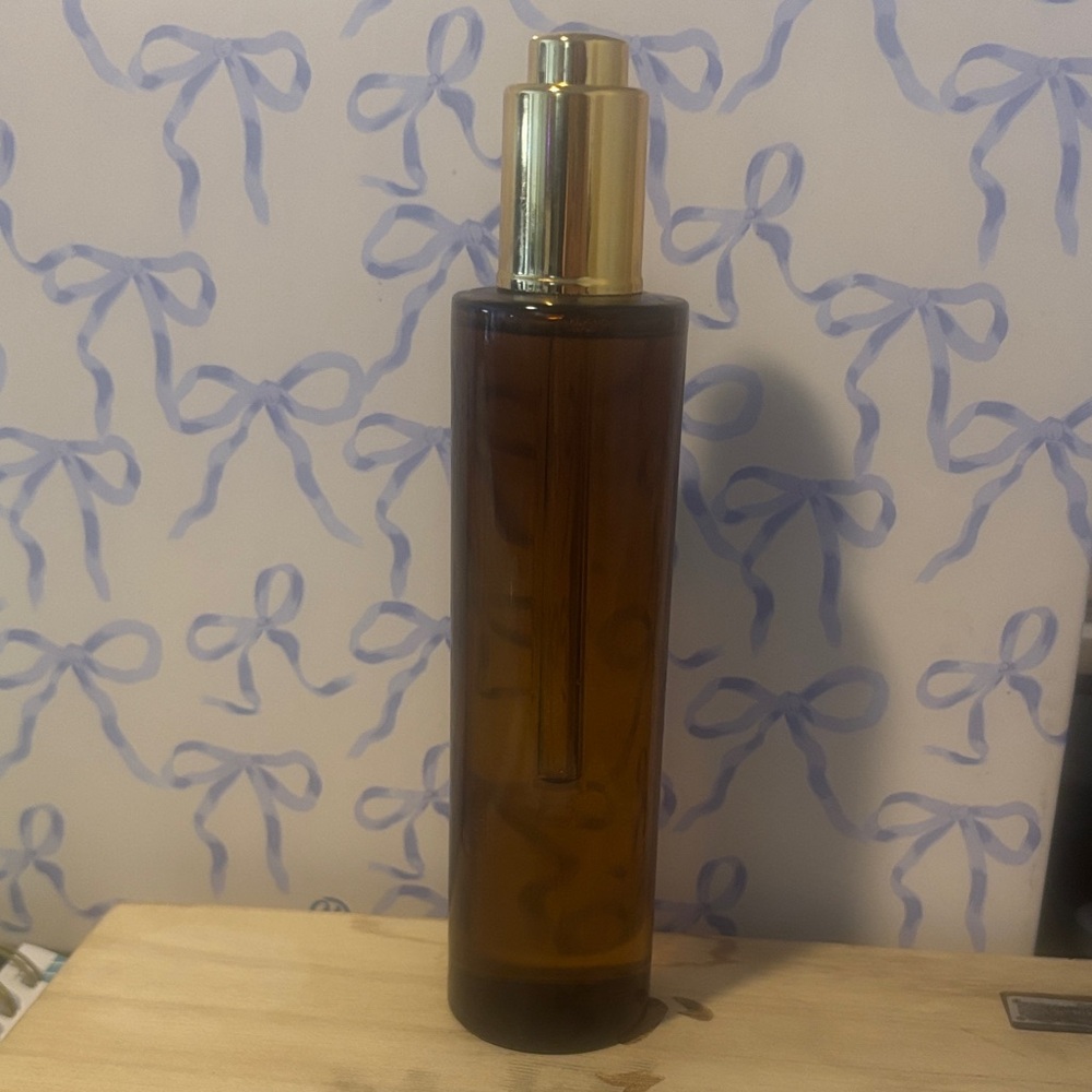 Diffuser fragrance oil Kayali Boujie Marshmallow notes